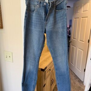 H&M Light Blue Skinny Jeans